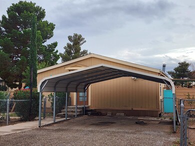 1303 Mobile Ln, Alamogordo, NM 88310 - photo 2