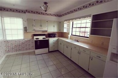 8ea03fddd65f4fb1bfeb7740ce6e0be6_406x539