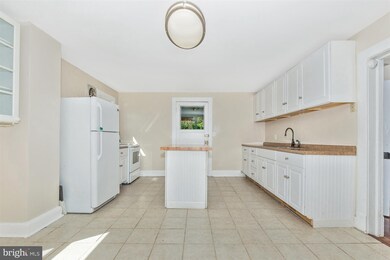 3665 Petersville Rd, Knoxville, MD 21758 - photo 3