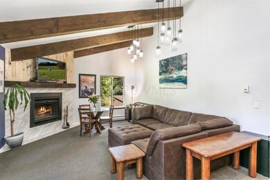 179 Lake St Z2-002