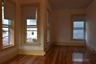 5 Arnold Ct unit 1, Somerville, MA 02143 - photo 2