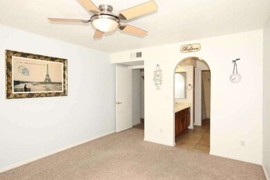 Master Bedroom3