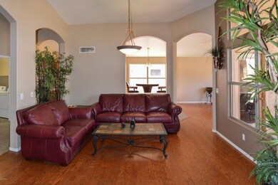 06 Family Room