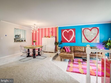 6325 Mary Todd Ct, Centreville, VA 20121 - photo 5