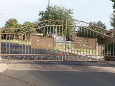 ENTRANCE GATE