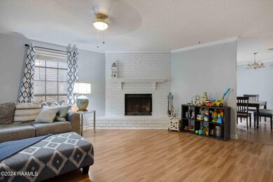 4-web-or-mls-517 Kaiser Dr-4