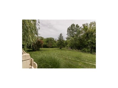 Beautiful Greenspace in back of the yard is mainta