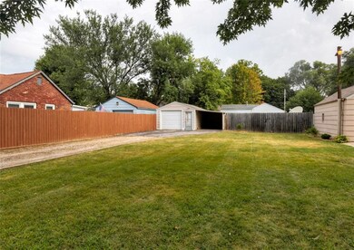 515 Philip St, Des Moines, IA 50315 - photo 3