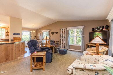 1512 SE 16th St, Lincoln City, OR 97367 - photo 5