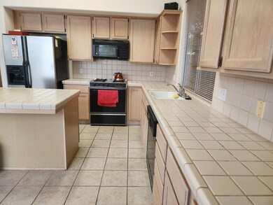 2298 E Trenton Ave, Fresno, CA 93720 - photo 5