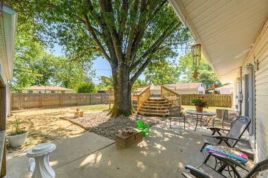 2831 Taylor Rd, Columbus, IN 47203 - photo 3