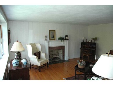 85 Dendron Rd, Wakefield, RI 02879 - photo 2