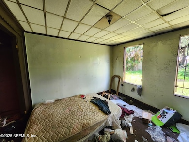 1322 W 5th St, Jacksonville, FL 32209 - photo 2