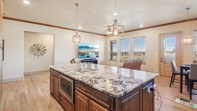 220 Delatorre St, Trenton, TX 75490 - photo 7