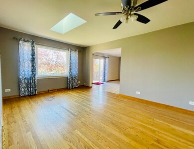 unlisted-address, Lake Villa, IL 60046 - photo 5