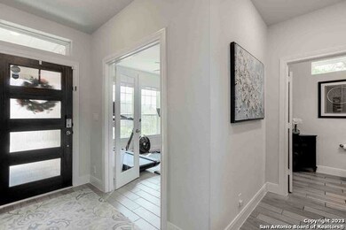 25321 Donahue Dr, San Antonio, TX 78255 - photo 4