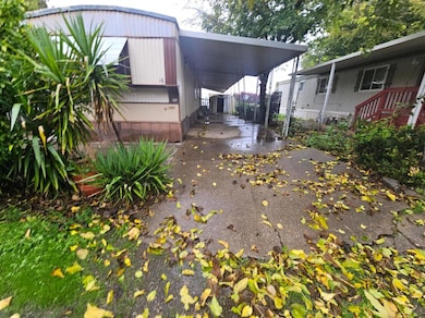 11705 Parey Ave unit 16, Red Bluff, CA 96080 - photo 2