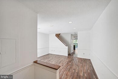 18106 Windsor Hill Dr, Olney, MD 20832 - photo 4