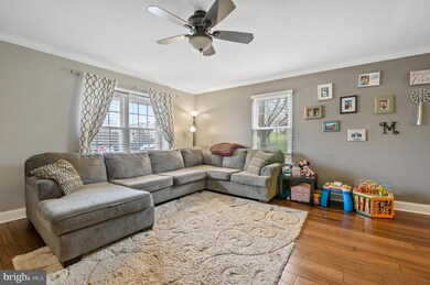 1221 Windmill Cir, Norristown, PA 19403 - photo 6