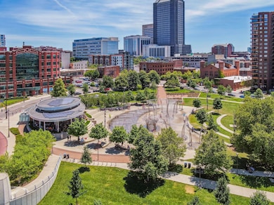 Miranova Condominiums unit 2030, Columbus, OH 43215 - photo 7