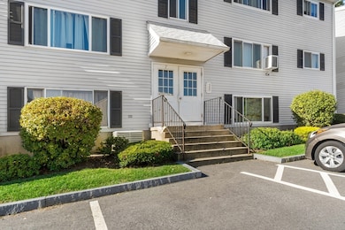 5455 N Main St unit 7D, Fall River, MA 02720 - photo 2