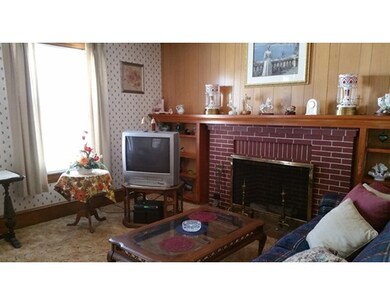 26 Sachem St, Chicopee, MA 01013 - photo 5