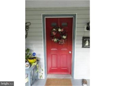 81 Whitewater Ln, Honey Brook, PA 19344 - photo 3