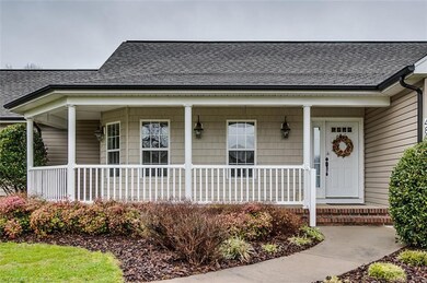 480 Fireside Ct, Asheboro, NC 27205 - photo 2