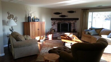 138 Meadow Lark Ln, Grants Pass, OR 97526 - photo 5