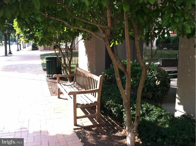 8045 Newell St unit 203, Silver Spring, MD 20910 - photo 4