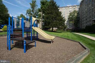 Radnor House unit 516, Bryn Mawr, PA 19010 - photo 6