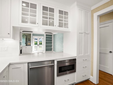 165 Shore Rd unit A, Old Greenwich, CT 06870 - photo 7