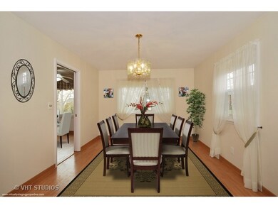 353 Meadowrue Ln, Batavia, IL 60510 - photo 5