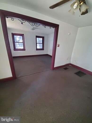 540 S Main St, Chambersburg, PA 17201 - photo 7