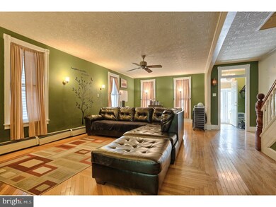 215 N Lehigh St, Tamaqua, PA 18252 - photo 5