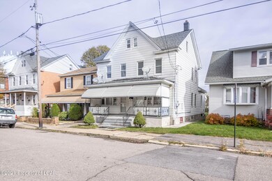605 Mckinley St, Hazleton, PA 18201 - photo 2