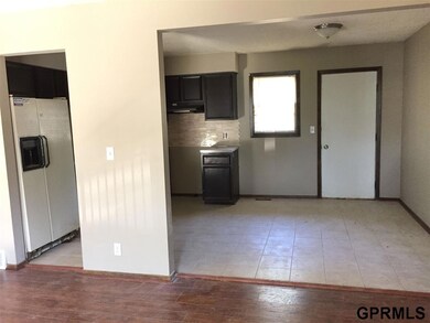 2704 Ella St, Beatrice, NE 68310 - photo 6