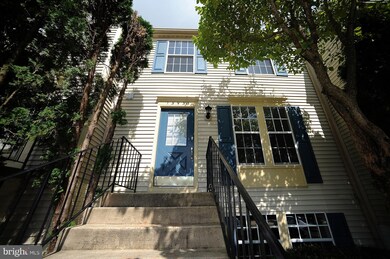 13933 Winding Ridge Ln, Centreville, VA 20121 - photo 3