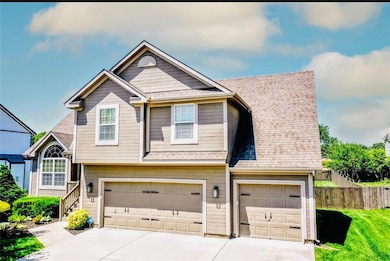 502 River Birch Rd, Raymore, MO 64083 - photo 2