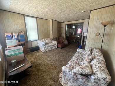 311 W Pine St, Shamokin, PA 17872 - photo 4