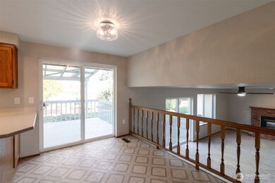 817 89th St SE, Everett, WA 98208 - photo 7