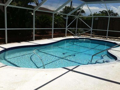 Screened pool