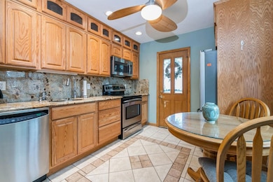 14 Cobble Ln, Levittown, NY 11756 - photo 6