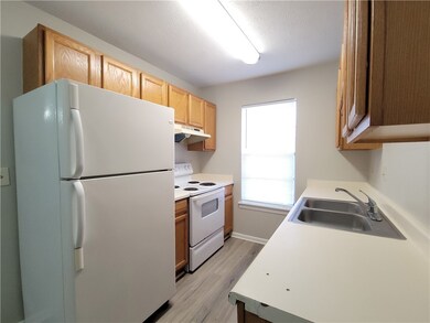 2905 Prairie Flower Cir unit C, Bryan, TX 77802 - photo 3