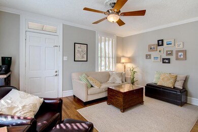LivingRoom1