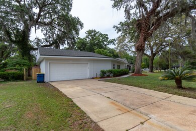 2415 Kellow Cir, Jacksonville, FL 32216 - photo 4