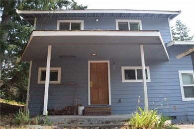 5220 E Grapeview Loop Rd, Allyn, WA 98524 - photo 3