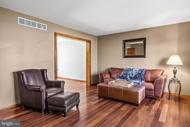 40 Cricket Dr, Southampton, PA 18966 - photo 4