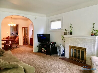 Living room with fireplace