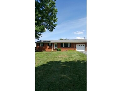 702 Swadley Rd, Johnson City, TN 37601 - photo 2